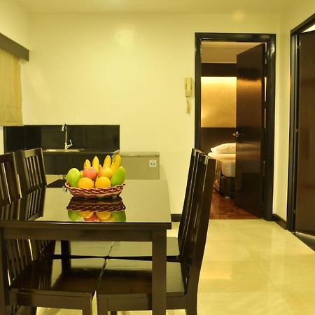 Richville Hotel Mandaluyong Eksteriør billede