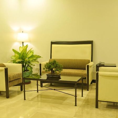 Richville Hotel Mandaluyong Eksteriør billede