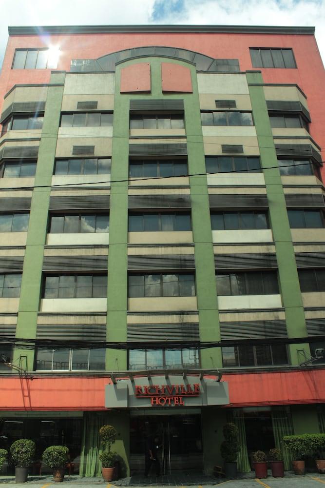 Richville Hotel Mandaluyong Eksteriør billede