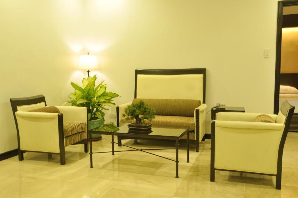 Richville Hotel Mandaluyong Eksteriør billede