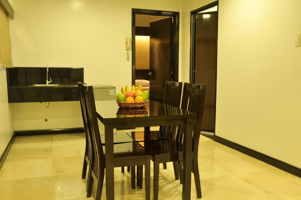 Richville Hotel Mandaluyong Eksteriør billede