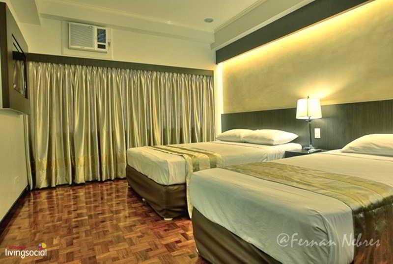 Richville Hotel Mandaluyong Eksteriør billede