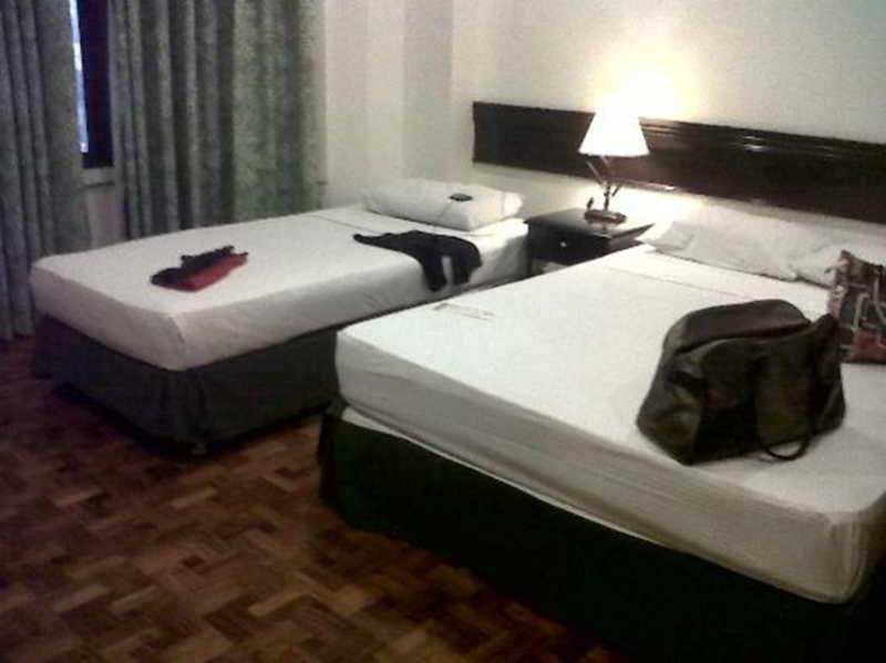 Richville Hotel Mandaluyong Eksteriør billede